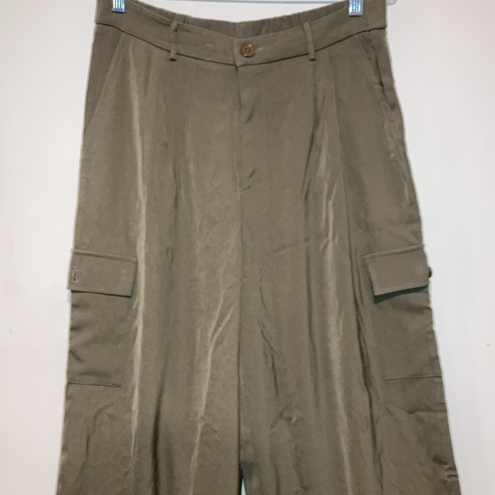 Wide Leg Cargo Pants Size 14 NWOT - Picture 2 of 3